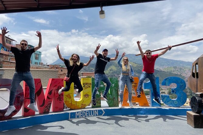 Experience the Art, Culture, and History of Medellin: Private Comprehensive Tour