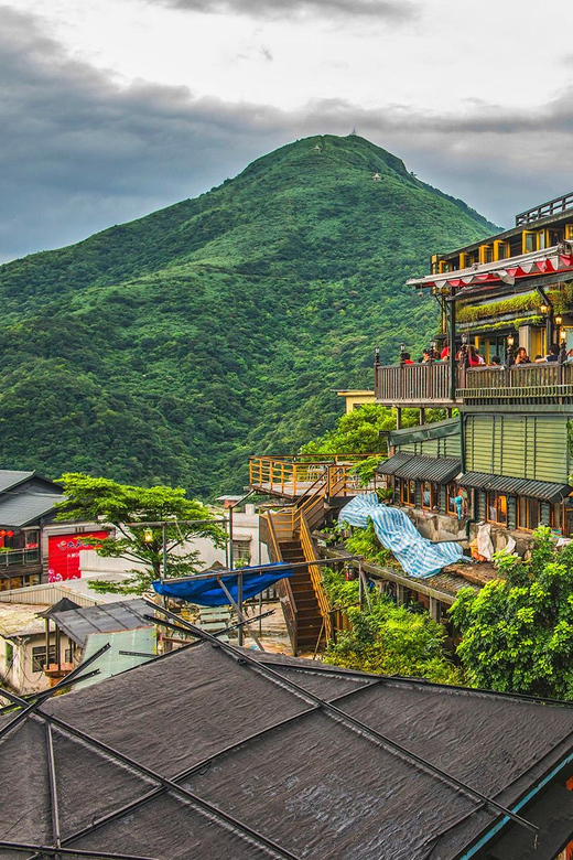 🚢 Keelung Cruisers Choice: Jiufen & Shifen Private Tour - Tour Overview