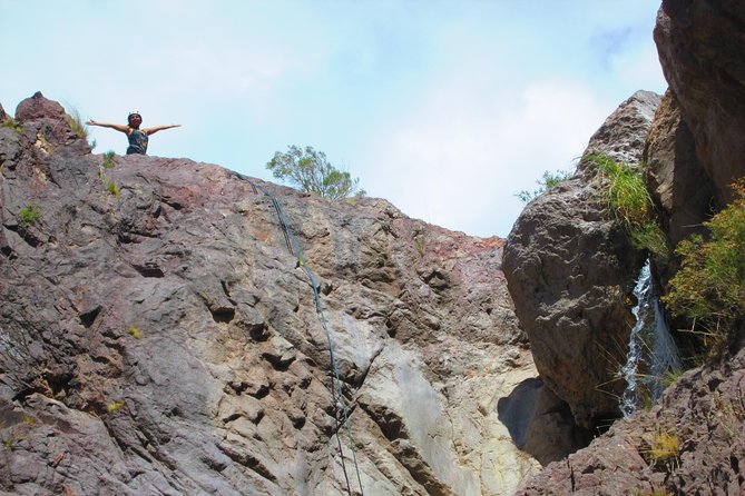 Family Trekking + Rappelling – Potrerillos: Angel Falls