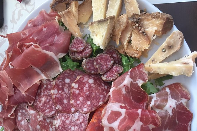 Foody Tour With Nonna in Civitavecchia (Port)