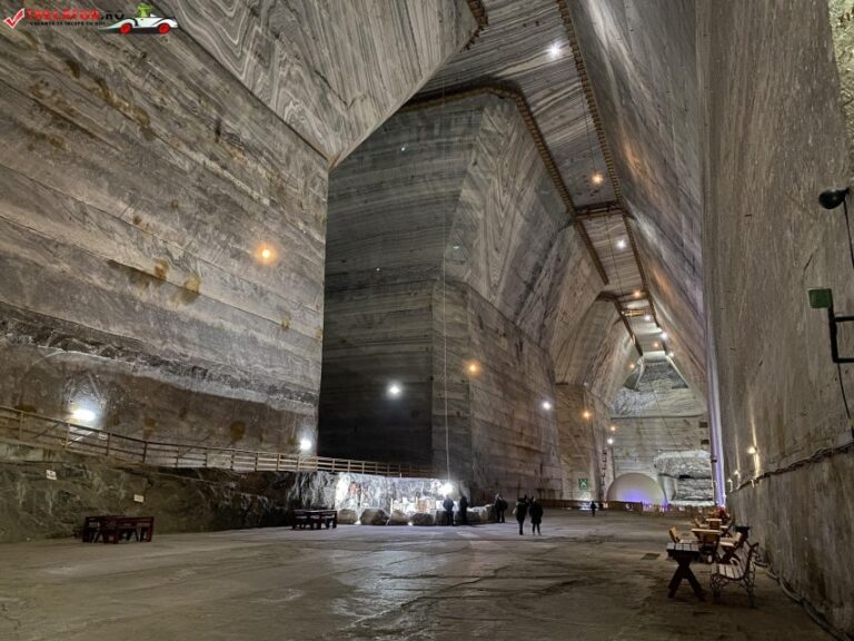 From Bucharest: Slănic Prahova Salt Mine Ticket and Transfer