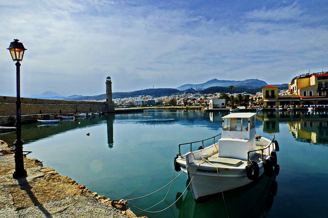 From Chania: Rethymno, Kournas Lake & Olive Oil Tasting Tour