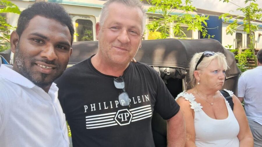 From Colombo: Private City Tour & Shopping Tour by Tuk Tuk