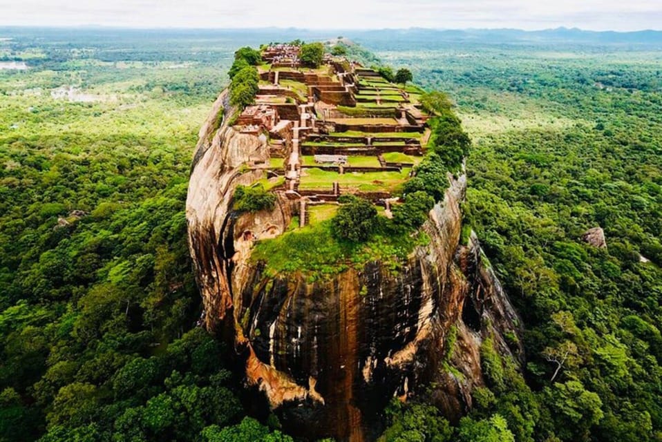 From Colombo to Sigiriya & Dambulla All-inclusive Day Tour - Tour Overview