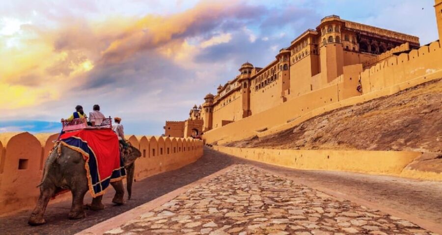 From Delhi: 2 Days/Overnight Jaipur Tour