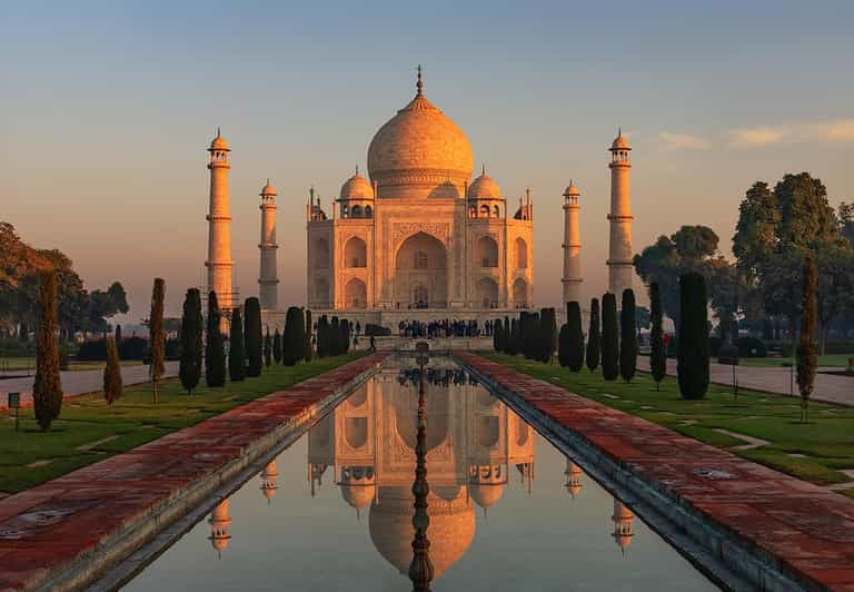 From Delhi: Private Taj Mahal & Agra Day Trip With Transfers - Tour Overview