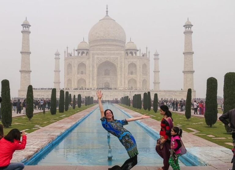 From Delhi: Taj Mahal Sunrise and Agra Fort Tour With Guide