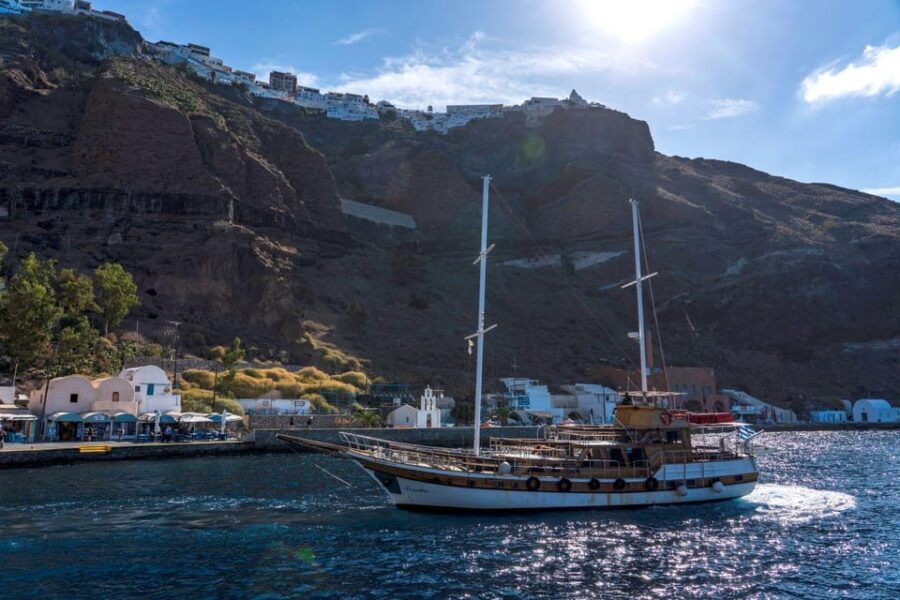 From Fira: 3 Islands Sailboat Cruise With Hot Springs Swim