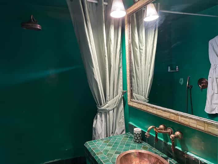 From Marrakech 8-Day Guided Tour of Morocco on Luxury Hotels - Tour Overview and Pricing
