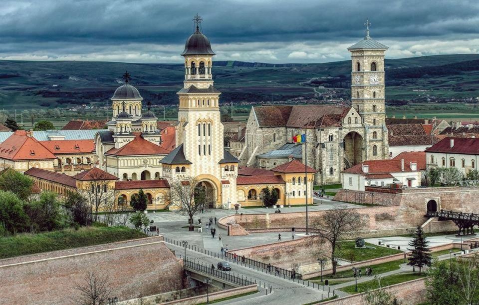 From Sibiu: Corvins Castle Hunedoara and Alba Iulia Tour - Tour Overview