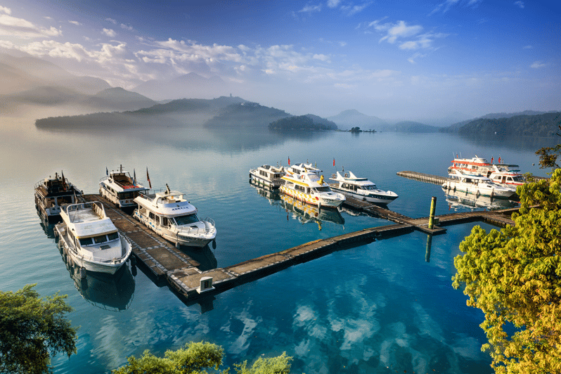 From Taipei: Nantou and Sun Moon Lake View and Tribe Tour