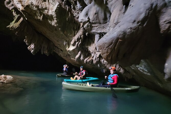 Full Day, 7 Miles Cave Kayaking Adventure in Belize