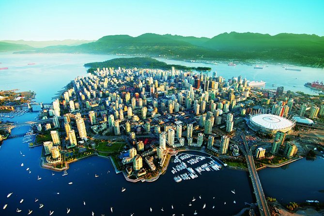 Full Day Best of Vancouver Private City Tour and Beer Tasting