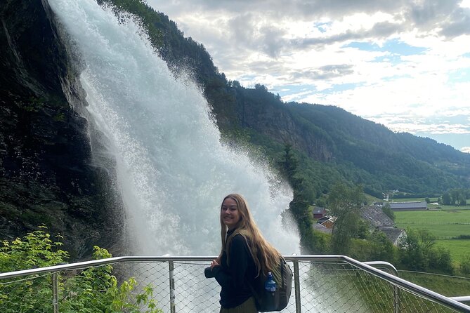 Full Day Hiking Adventure From Bergen to Trolltunga