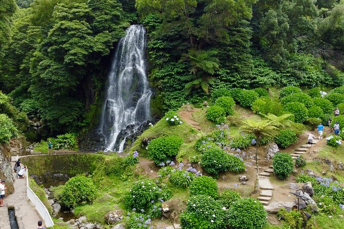 Full-Day Jeep Tour: The Northeast Azores in an Offroad 4×4