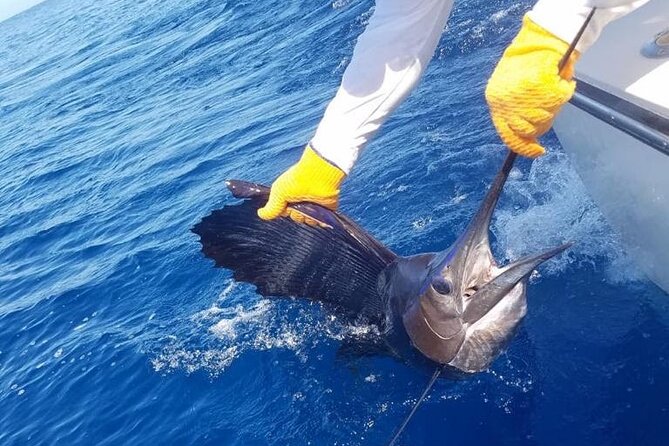 Full Day Playa Flamingo Private Fishing Trip