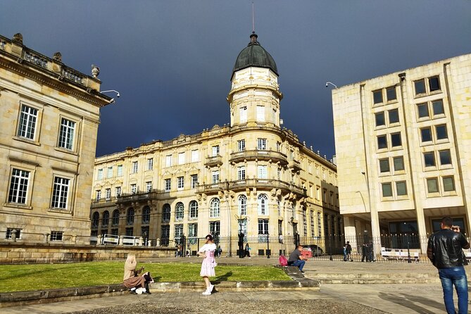 Full Day Private Tour Historical Center La Candelaria and Monserrate