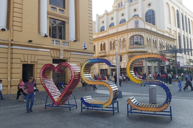 Full-Day San Salvador City Tour Including Coffee Experience+ Rainbow Slide - National Palace