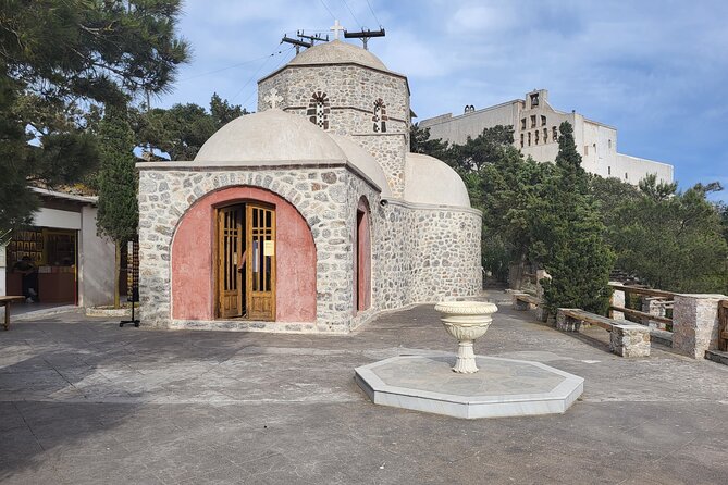 Full-Day Santorini Personalized Private Guided Tour Experience