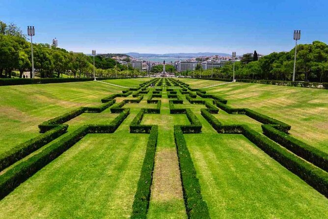 Full Day Tour of Lisbon in Private Eco Tuk Tuk