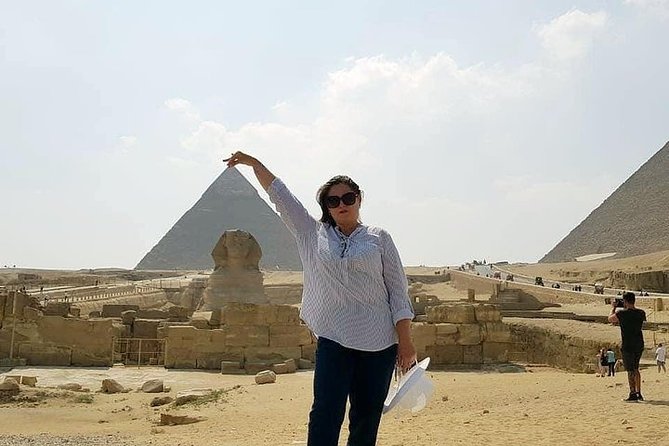 Full-Day Tour to Giza Pyramids, Memphis, and Saqqara With Lunch