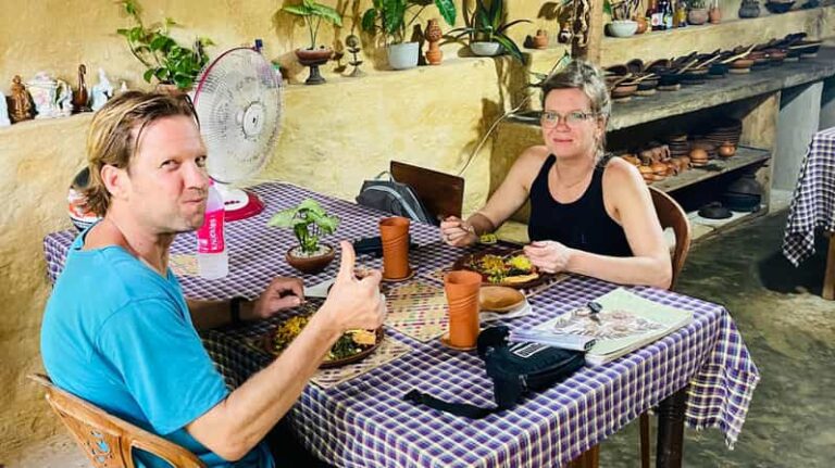 Galle: Cooking Class at a Local Home and Market Tour