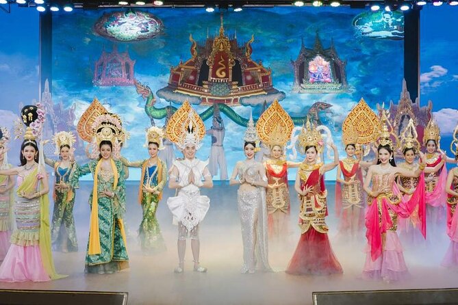 Golden Dome Cabaret Show - Unique Performance Features