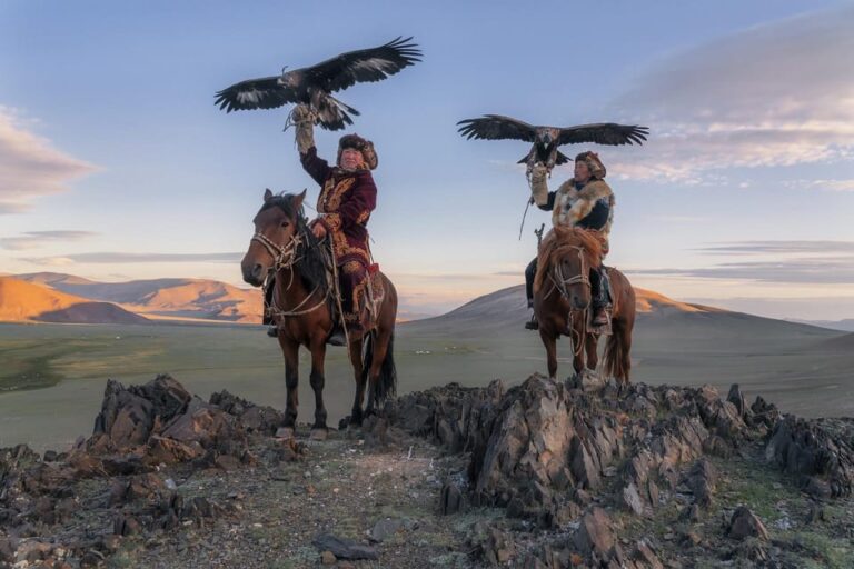 Golden Eagle Festival and Greate Gobi Desert Tour