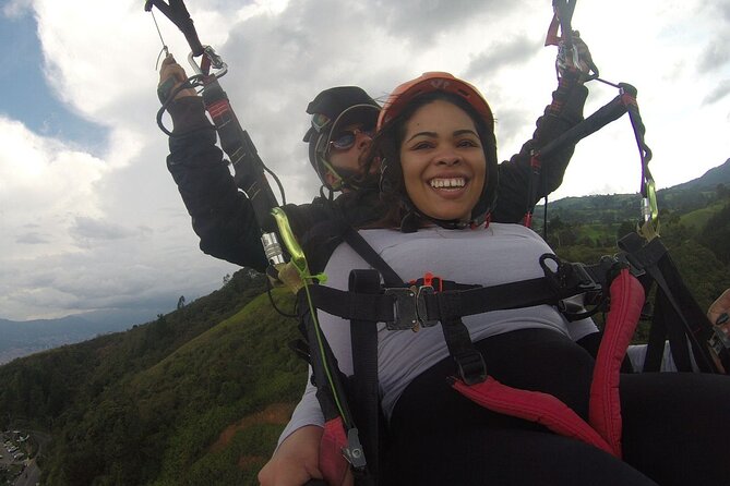 Guatape Private Adventure Tour With Paragliding