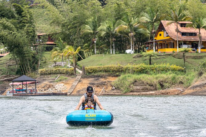 Guatapé Stone, Climatized Pool and Boat Tour Included. - Tour Overview