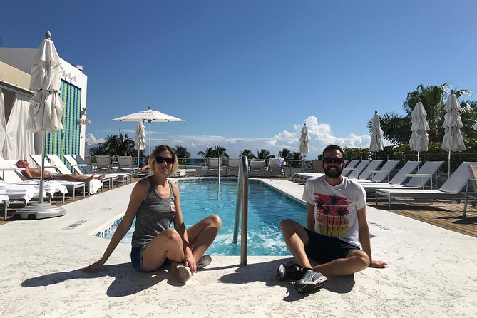 Guided Tour in English of South Beach - Art Deco (Offroad)