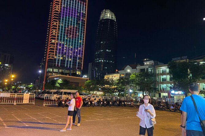 Han River by Night on Boat Cruise in Da Nang
