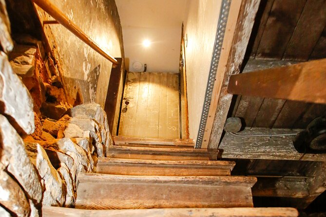 Haunted Orphanage Ghostly Encounter Tour in Gettysburg