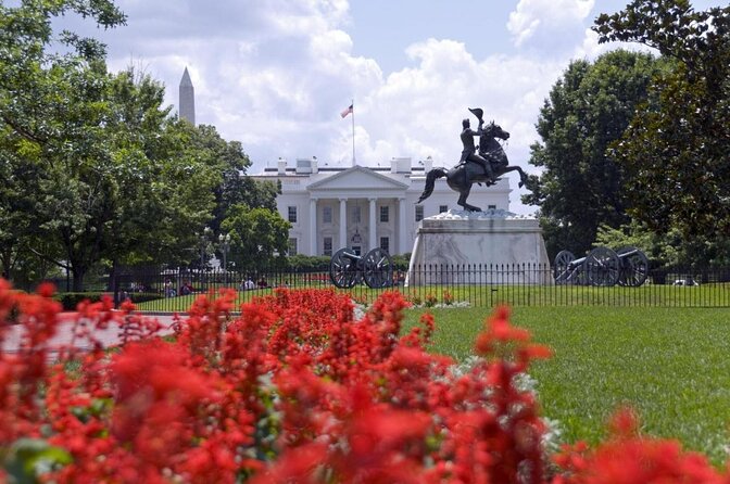 Haunted Washington D.C. Booze and Boos Ghost Walking Tour