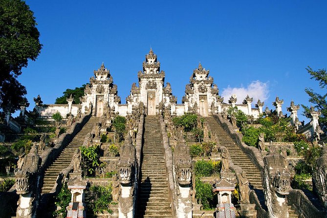 Heaven Gate (Lempuyang) – Tirta Gangga – FREE WIFI
