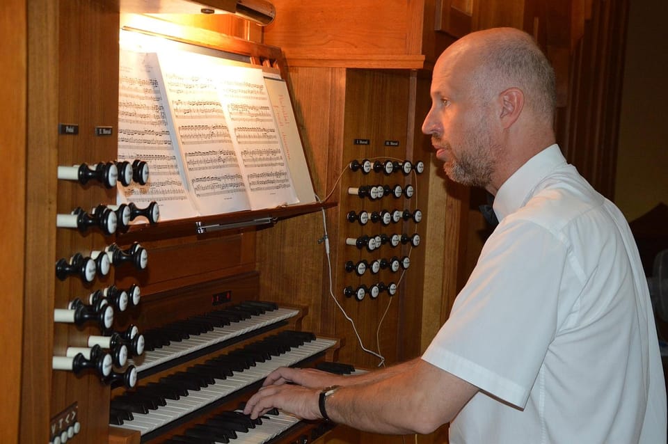 Hevíz: Majestic Sounds Organ Concert at the Blue Church - Event Overview