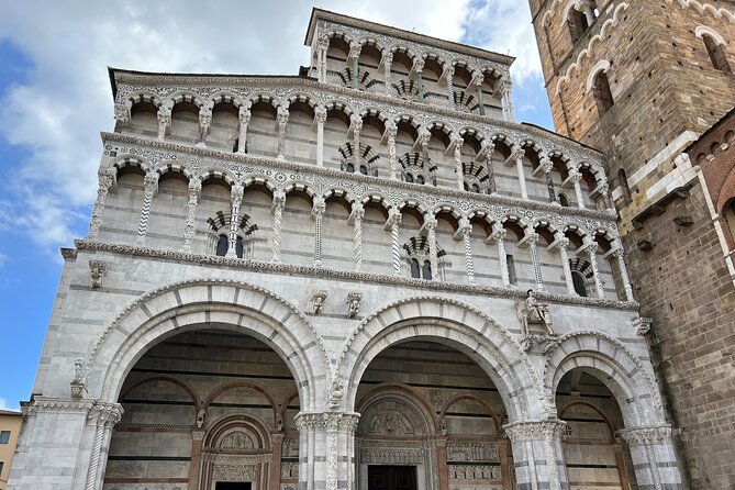 Highlights of Lucca Small Group Guided Tour