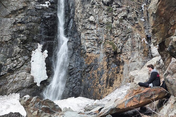 Hiking to Gveleti Waterfall and Juta - Exploring the Georgian Military Highway