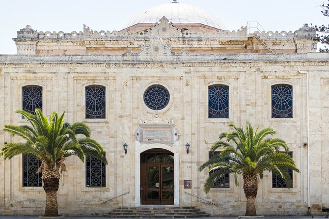 Historical Heraklion City Tour With Knossos Palace & Old Market - Pickup Information