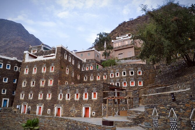 Historical & Heritage Tour in Abha- Rijal Almaa Village