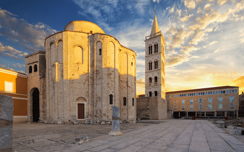 History Walking Tour in Old Center Zadar With Licenced Guide - Guided Tour Details