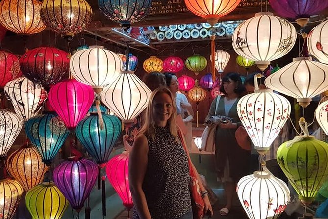 Hoi an City Tour by Trishaw- Walking With Night Market- Boat Ride