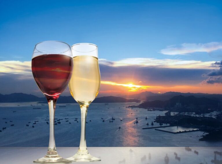 Hong Kong: Sky100 Observatory With Wine & Beverage Packages