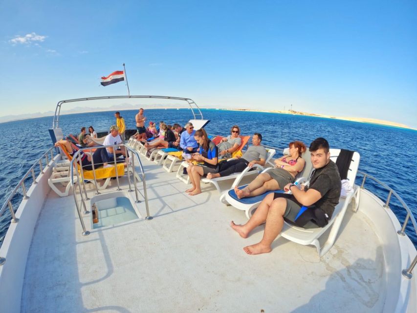 Hurghada: Elegance Yacht Cruise to Orange & Magawish Island