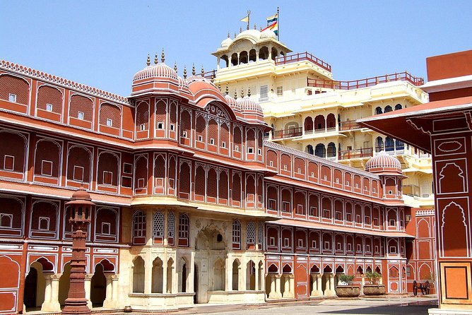 Jaipur Local Day Tour by Tuk Tuk (Auto Rickhsaw) – All Inclusive
