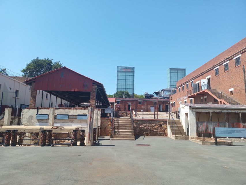 Johannesburg: Private Guided City Tour With Apartheid Museum