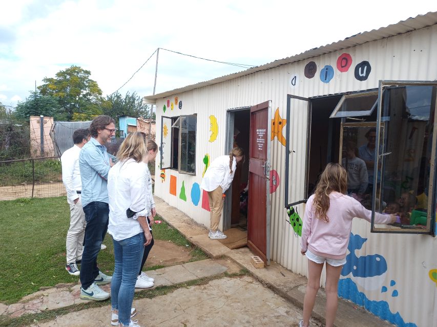 Johannesburg: Soweto History Tour With African Lunch