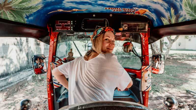 Kandy City Tour by Locals