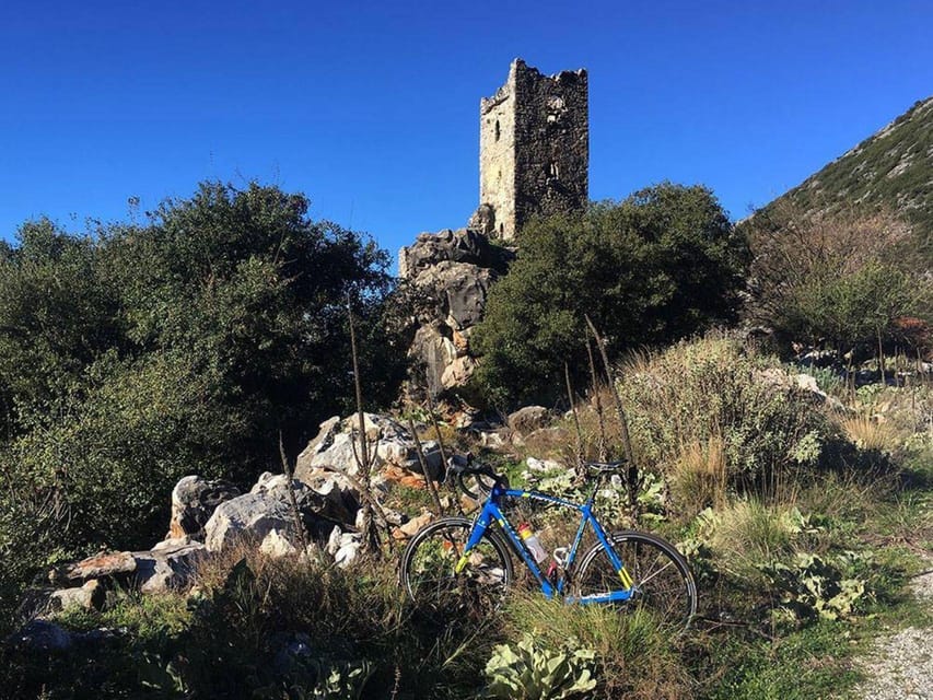 Kardamili : Hiking in Petrovouni - Overview of the Activity