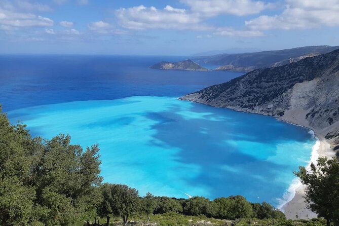 Kefalonia: Melissani Lake & Swim at Myrtos Beach Tour